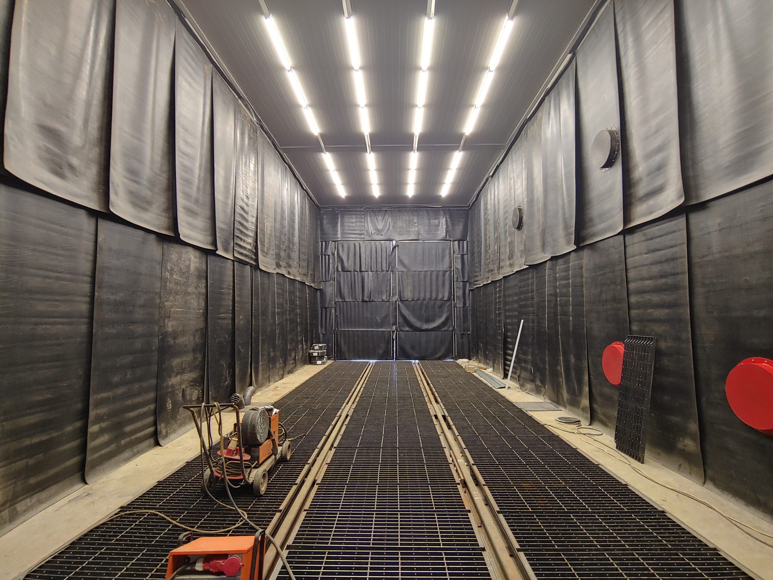 Назначение и область применения дробеструйных камер Назначение и область применения дробеструйных камер