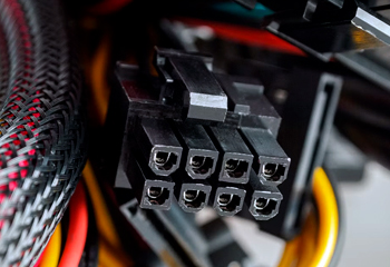 Переходники питания: Molex, SATA, 12VHPWR, CPU, PCIe 6/8-pin