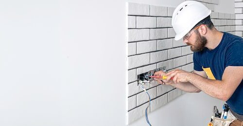 Как заменить проводку в панельном доме не штробля стены